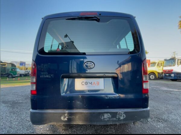 TOYOTA HI ACE COMMUTER - Imagen 4