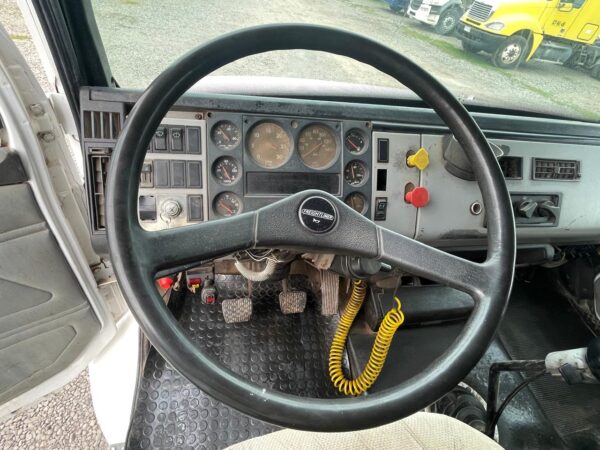 FREIGHTLINER FL 80 - Imagen 6