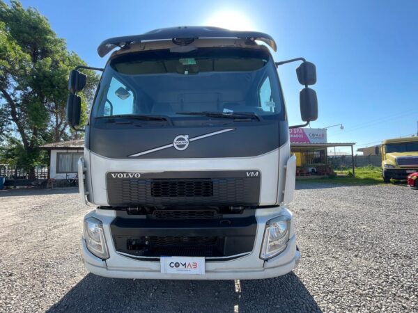 VOLVO VM