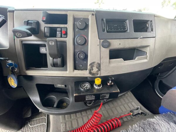 VOLVO VM - Imagen 6