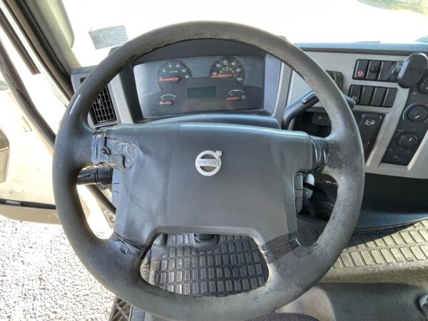 VOLVO VM - Imagen 5